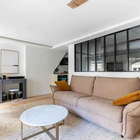 Invalides Palais Bourbon Luxueux 4p Apartment Paris